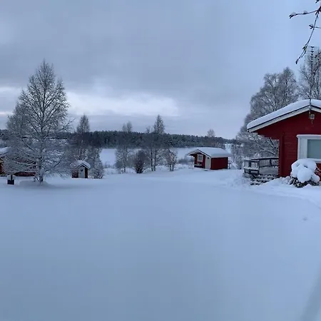 Сasa de vacaciones Private Riverside & Sauna - Northern Lights From Your Terrace