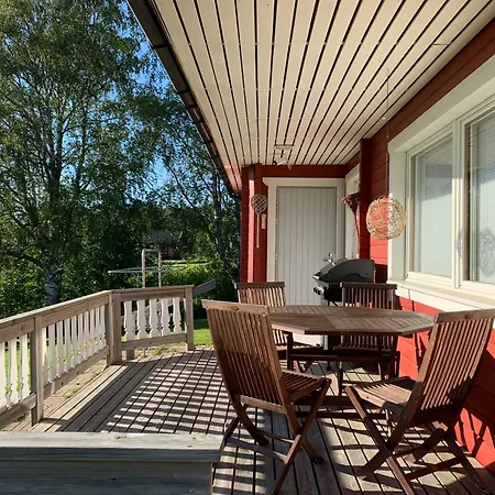 Semesterbostad Private Riverside & Sauna - Northern Lights From Your Terrace *