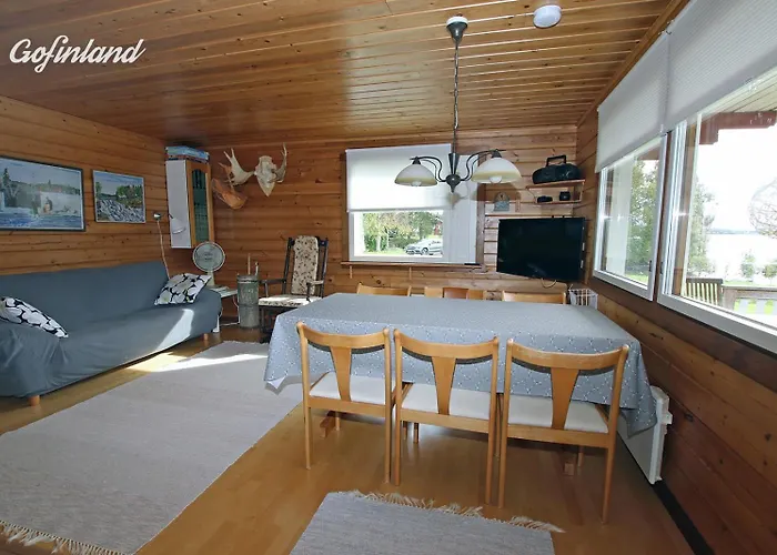 Holiday home Riverside Beneath The Northern Lights *