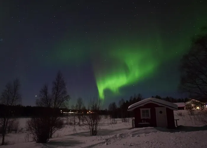 Riverside Beneath The Northern Lights Holiday home